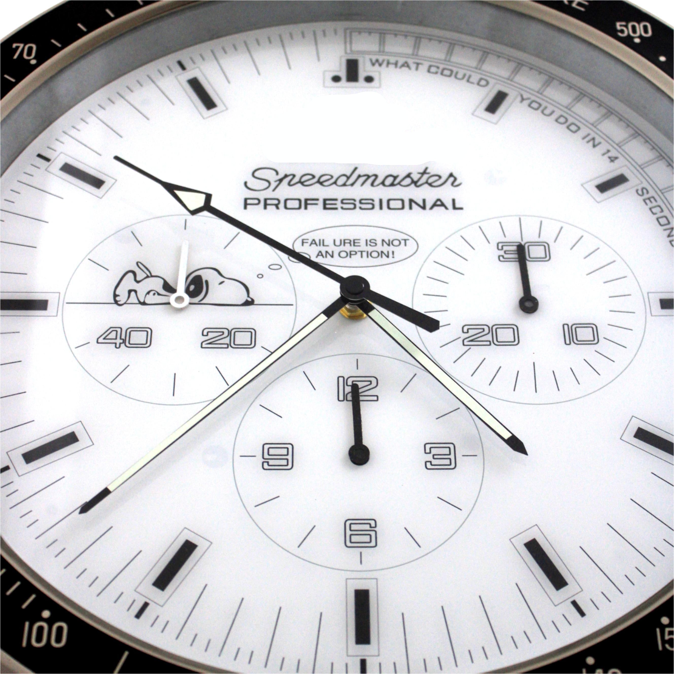 Snoopy Speedmaster Black and White | Large Wall clock