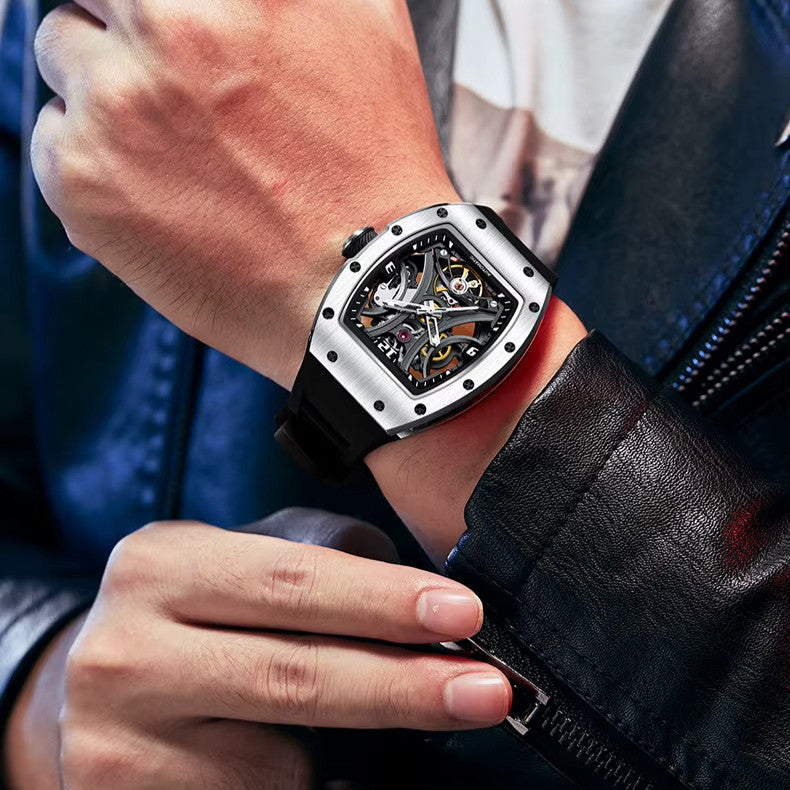 RM 55 Tonneau Carbon Fiber | Automatic Watch - 42mm