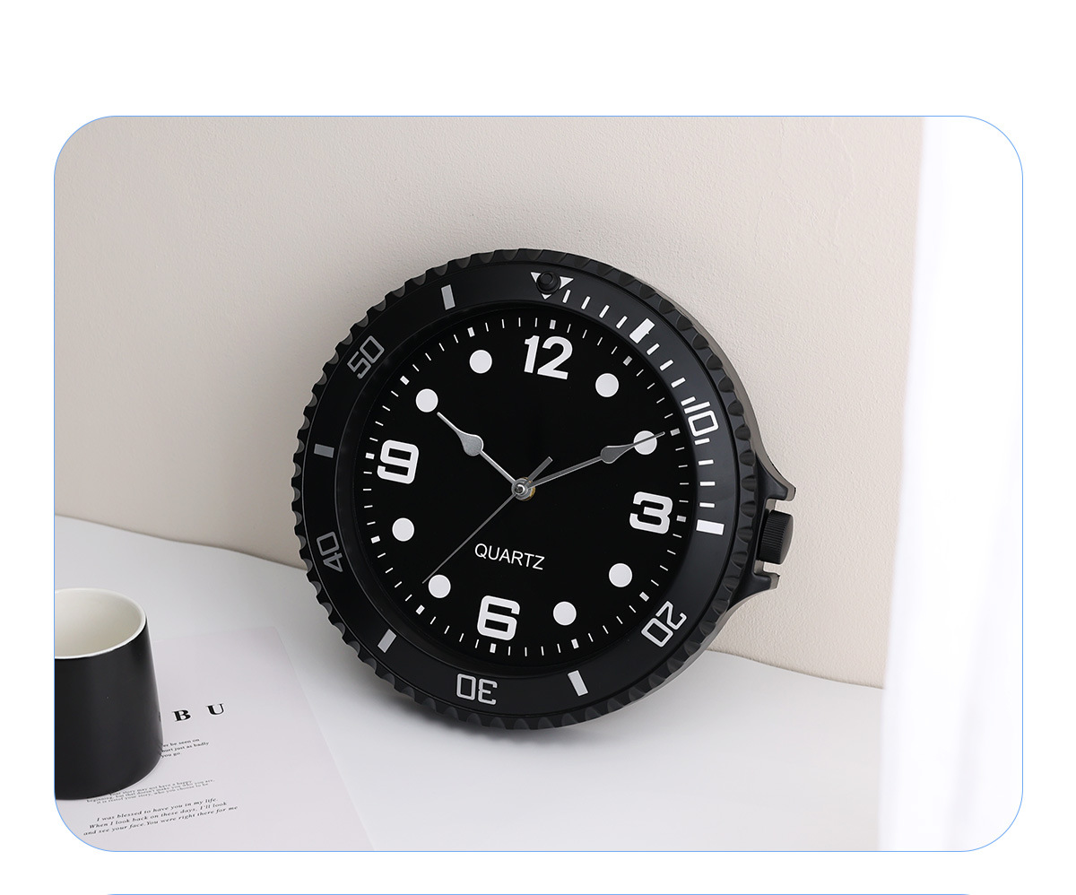 Quartz Diver Style | Wall Clock