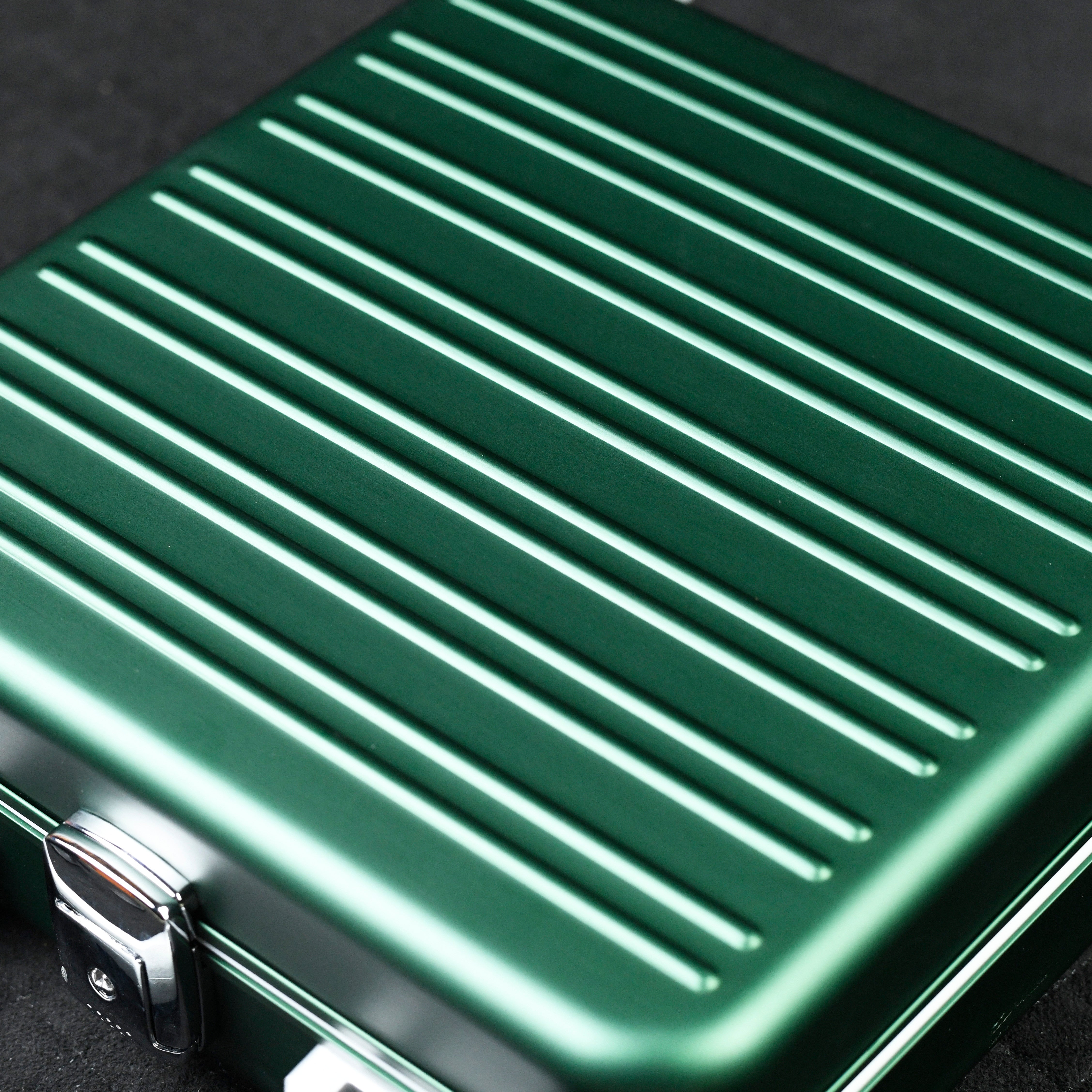 TimeGuard 9 | Aluminum Watch Suitcase